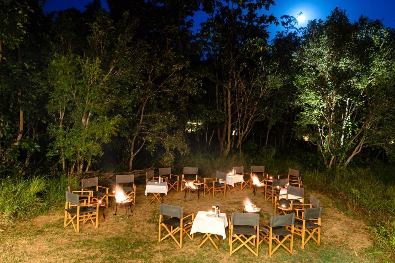 Kanha Jungle Camp Eksteriør bilde