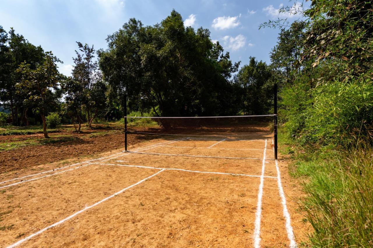 Kanha Jungle Camp Eksteriør bilde