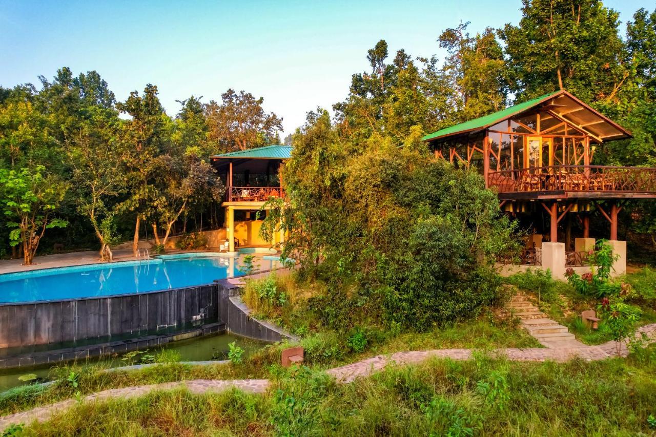 Kanha Jungle Camp Eksteriør bilde
