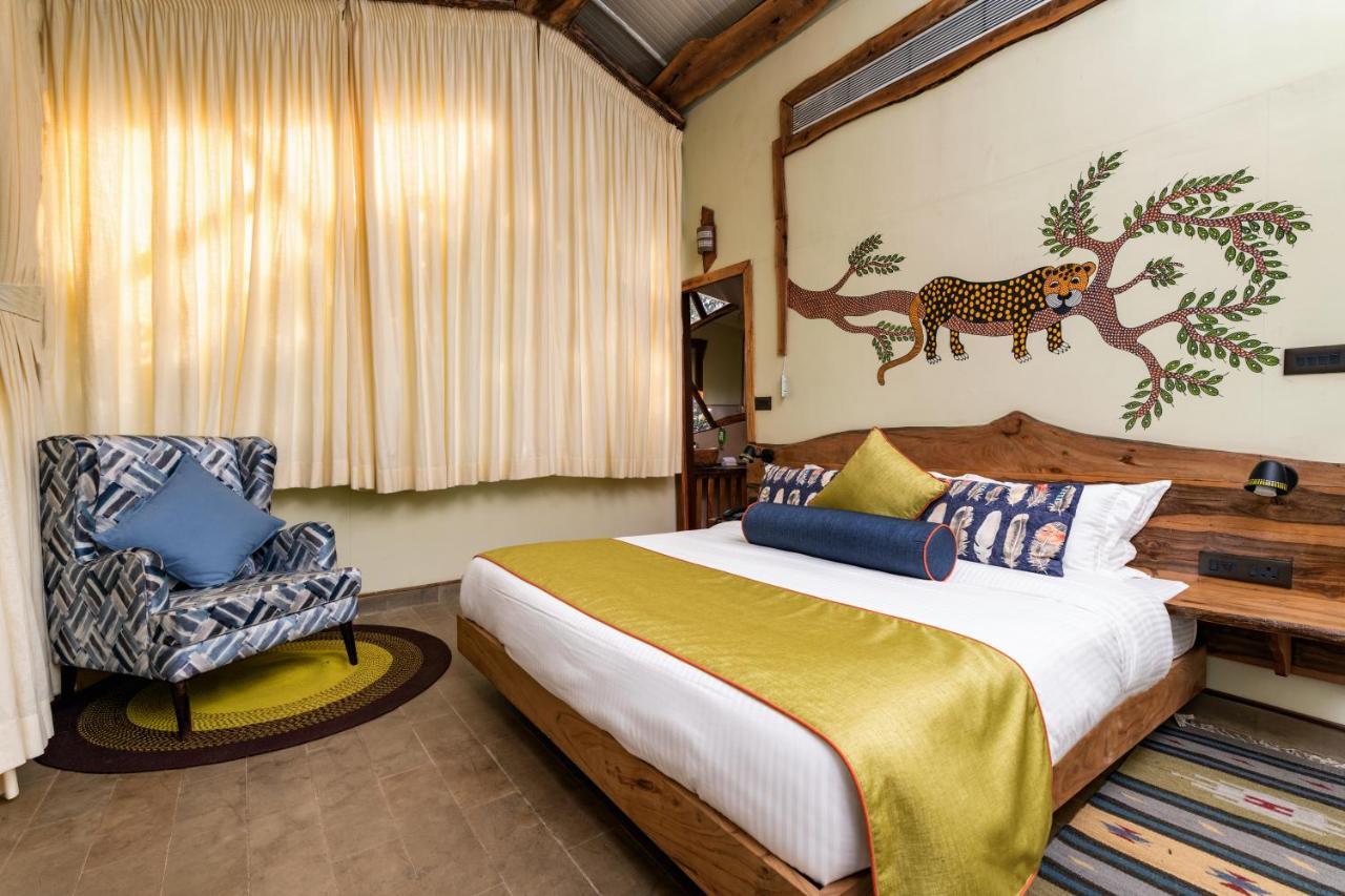 Kanha Jungle Camp Eksteriør bilde