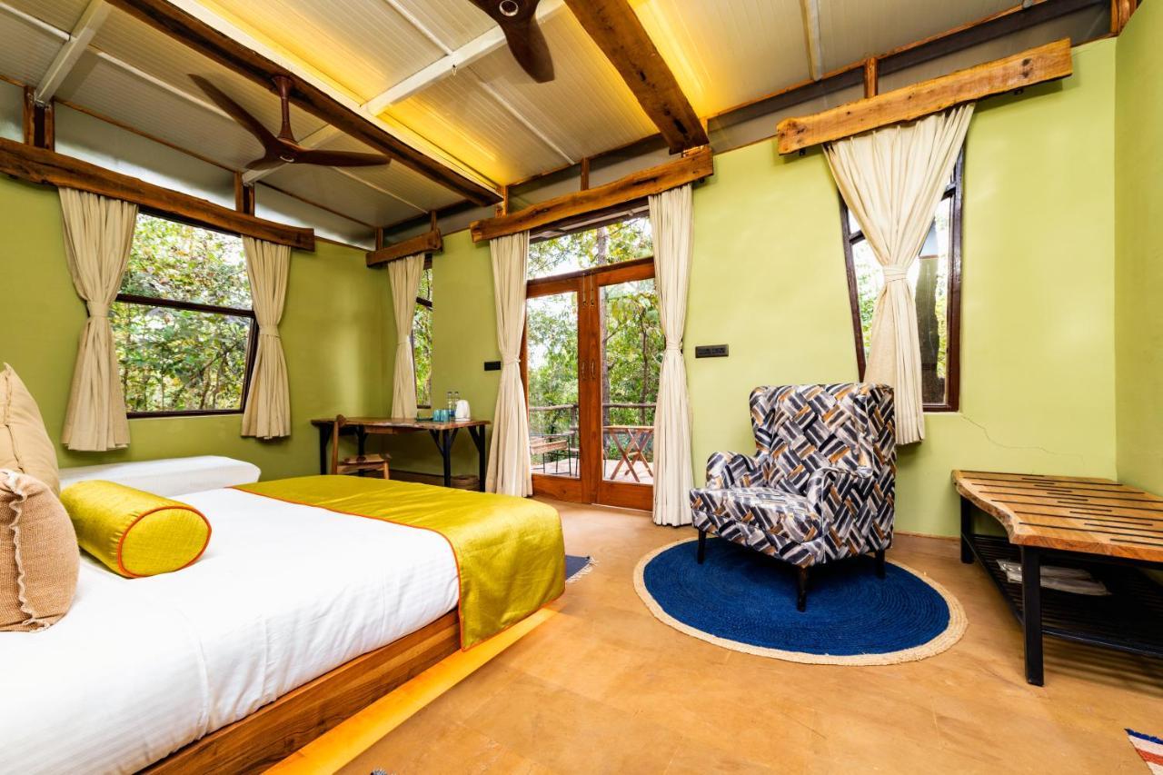Kanha Jungle Camp Eksteriør bilde