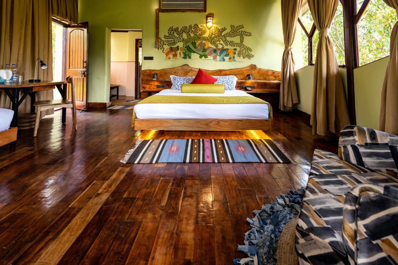 Kanha Jungle Camp Eksteriør bilde
