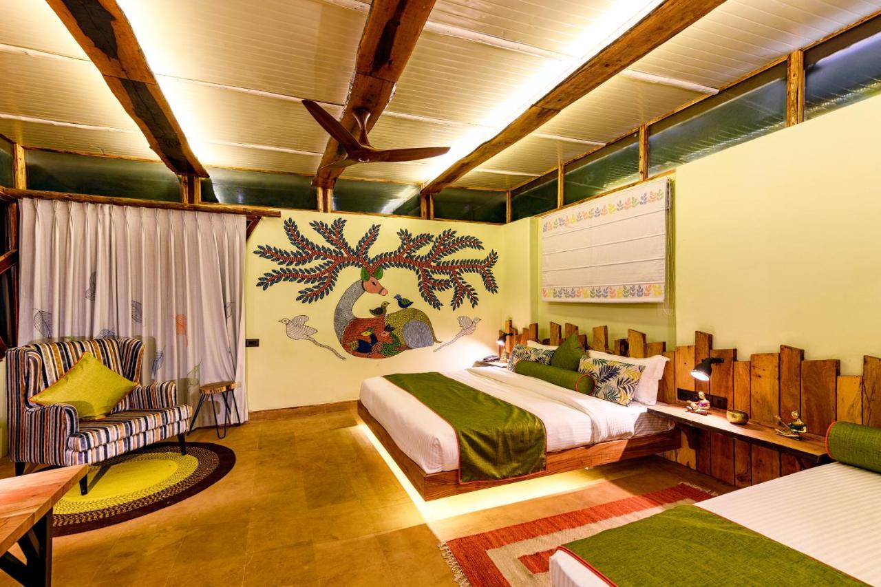 Kanha Jungle Camp Eksteriør bilde